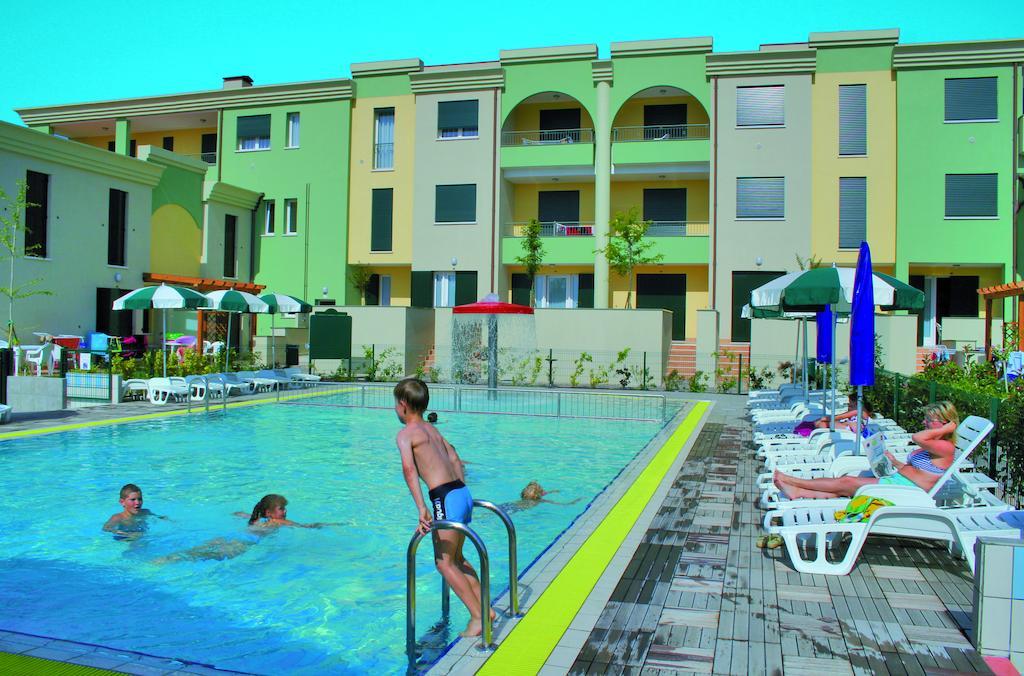 Farnie Lido Altanea Apartamento Caorle Exterior foto